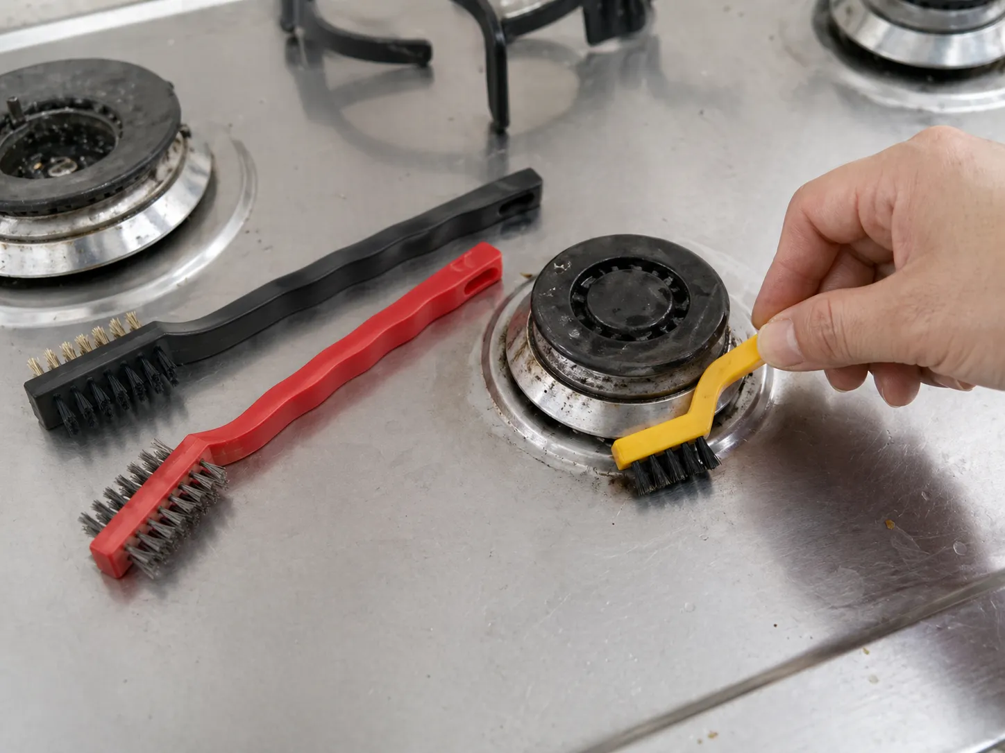 Small stovetop cleaning brush set